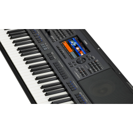 Yamaha PSR-SX900 61-Key High-Level Arranger Keyboard